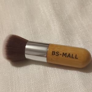 BS-MALL Short Bamboo Handled Kabuki Brush - Brown Bristles